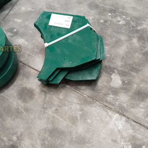 Lower Wear Plate Set  | B96334140a