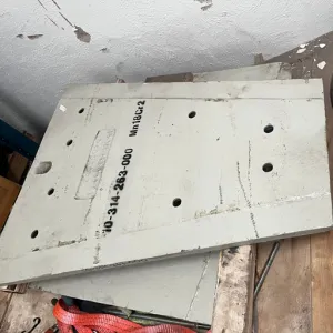 10314263000 CHEEK PLATES