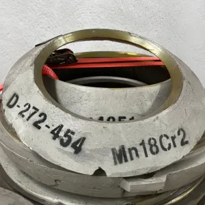 D272454 MANTLE UPPER